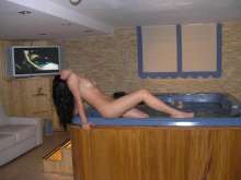 Andaluza joven y caliente en Madrid. Chalet, jacuzzi 30 €