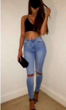 Lara 19 años escort catalana