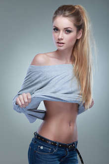 AIDA,ESCORT DE ESCÁNDALO
