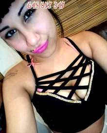 Estudiante sexy de 22 años con pechos naturales las 24 hora