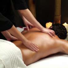 MASSAGE FOUR  HANDS FOR COUPLES.