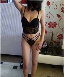 Bellisima Latina, 30€! Experta en mamadas!! SQUIRT