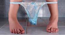 VENDO MIS BRAGAS 30 EUROS ,,,NO DOY SEXO, ESTOY CASADA