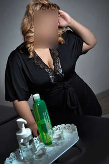 PAULA MASAJISTA CURVY DISPONIBLE VALENCIA