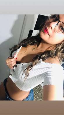 preciosa lolita latina insasiable fiestera 24 horas....