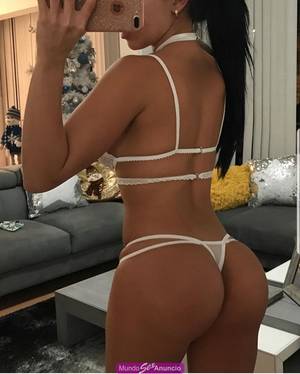 LEYDY NOVEDAD LA MUJER DE TUS SUEÑOS CACHONDA Y VICIOSA