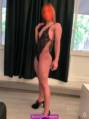COMPLACIENTE NICOLE CHICA FITNESS MUY MORBOSA Y CAÑERA