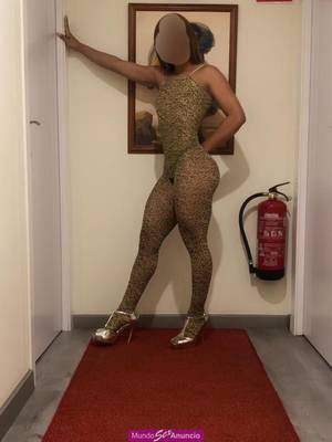 NICOLE VEN CHUPA TU PRIMER COÑO FITNESS Y SEDOSO