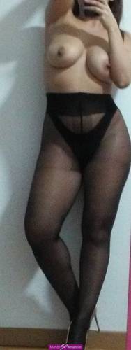 HOLA AMOR SOY PAMELA  chica alegre, de sangre caliente, con