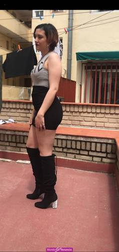 Jovencita cachonda