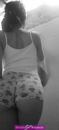 PUTITA MASAJISTA MUY SEXY