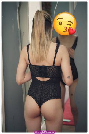 SARA UNA FLACA TRAGONA VEN Y DELEITATE CON MIS MAMADAS ..!!!