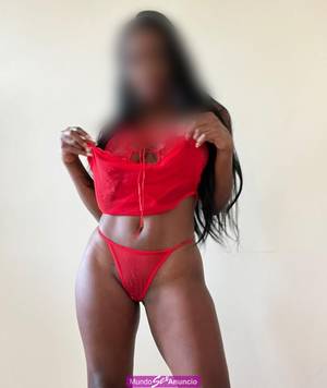 LUNA, MULATA CALIENTE