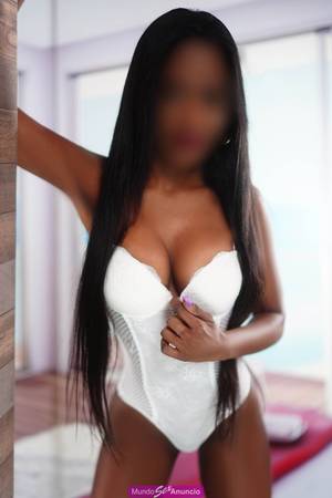 CHANELL SEDUCTORA EN CASA POLVAZO 50€