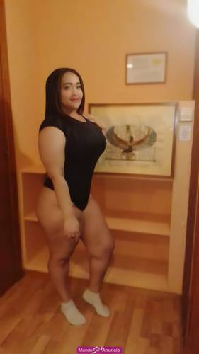 DESEANDO QUE ME DES UNA BUENA FOLLADA