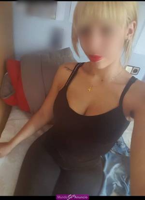 ALBA, UNA CHICA ESPAÑOLA MUY GUAPA EN BILBAO