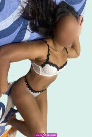 LATINA MADURITA DESHINIBIDA