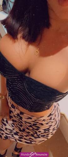 LUNA 29 años, MASAJISTA EXTROVERTIDA y muy SENSUAL