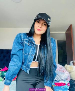 JOVENCITA PROVOCATIVA ESTRECHITA DISPUESTA A TODO