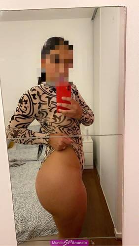 TE DOY UNOS BESOS CON LENGUA MUY APASIONADOS