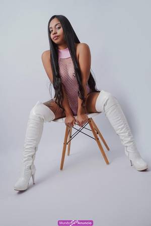 la mas guarra morena ardiente 24h