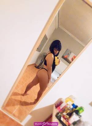 Travesti morena colombiana cañera