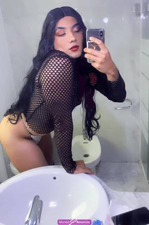 TRANS NIÑATA FOLLADORA Y LECHERA