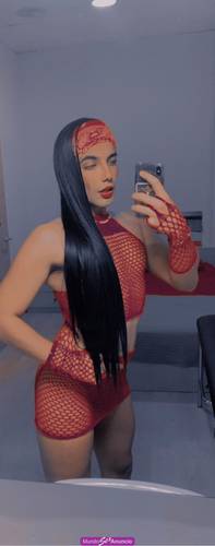 JOVEN TRANS SUPER CACHONDA