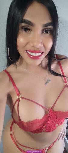 Juliana trans colombiana super guapa