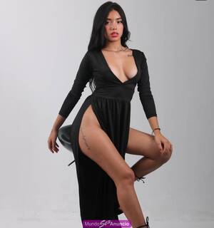 LUNA 24 años , SENSUAL y muy SEDUCTORA...