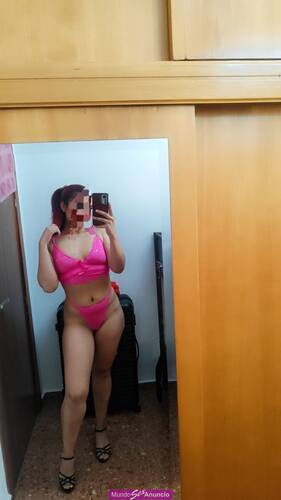 LATINAS CON CUERPOS DIVINOS, DISPONIBLES PARA TI