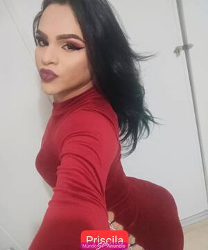APASIONADA DE LAS POLLAS Y LECHITA