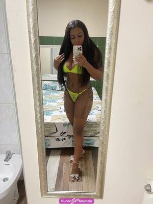 LATINA DE ENORMES TETAS SE TOMA LA LECHE***50€