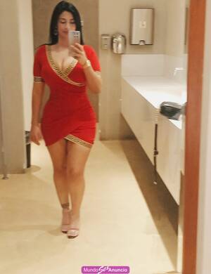 LATINA JOVEN MUY ARDIENTE Y APASIONADA