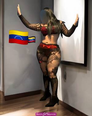 SOY UNA PERRA ARDIENTE CON GANAS DE TU RICA POLLA MOJADA