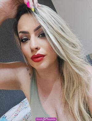 Julia Brasileña