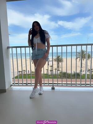 Sofia una hermosa jovencita en gandia playa