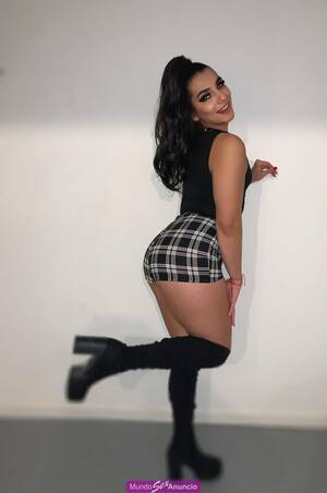NOVEDAD TRANS POLLANA FIESTERA Y CULONA