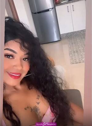 LA MÁS HOT: HELEN COLOMBIANA 24 AÑOS