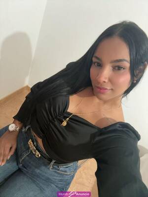 Sol venezolana cachonda y decidida