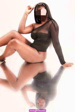 Ruby espectacular morenaza , ven a disfrutar