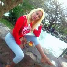 Vanessa colita golosa con lugar