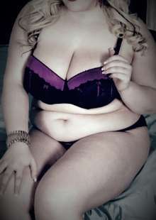 Claudia gordita exuberante especial hombres maduros