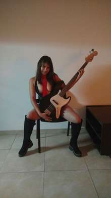 Benita multiorgsdmica,re juguetona