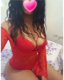 Morocha ardiente. Fotos reales.. Disponible