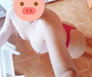 Celeste muy caliente