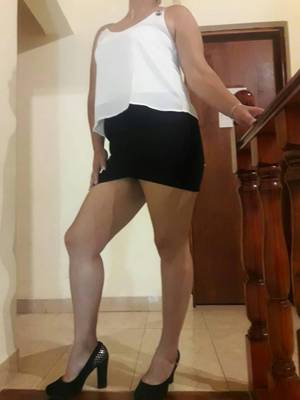 hermosa rubia reina del anal