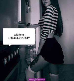 JOVENCITA DE 19 AÑOS COLEGIAL ME MASTURBO EN SHOW POR CAM