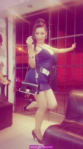 ANDREA FOGOZA Y HERMOSA