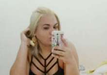 Bonequinha Carla Gomeez primeira vez em São paulo